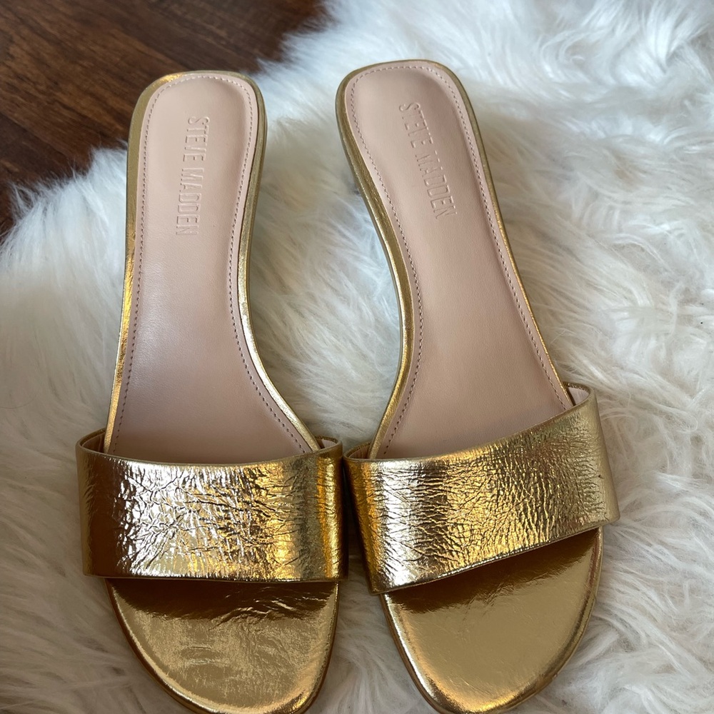 Steve Madden Metallic Gold Slide Sandals